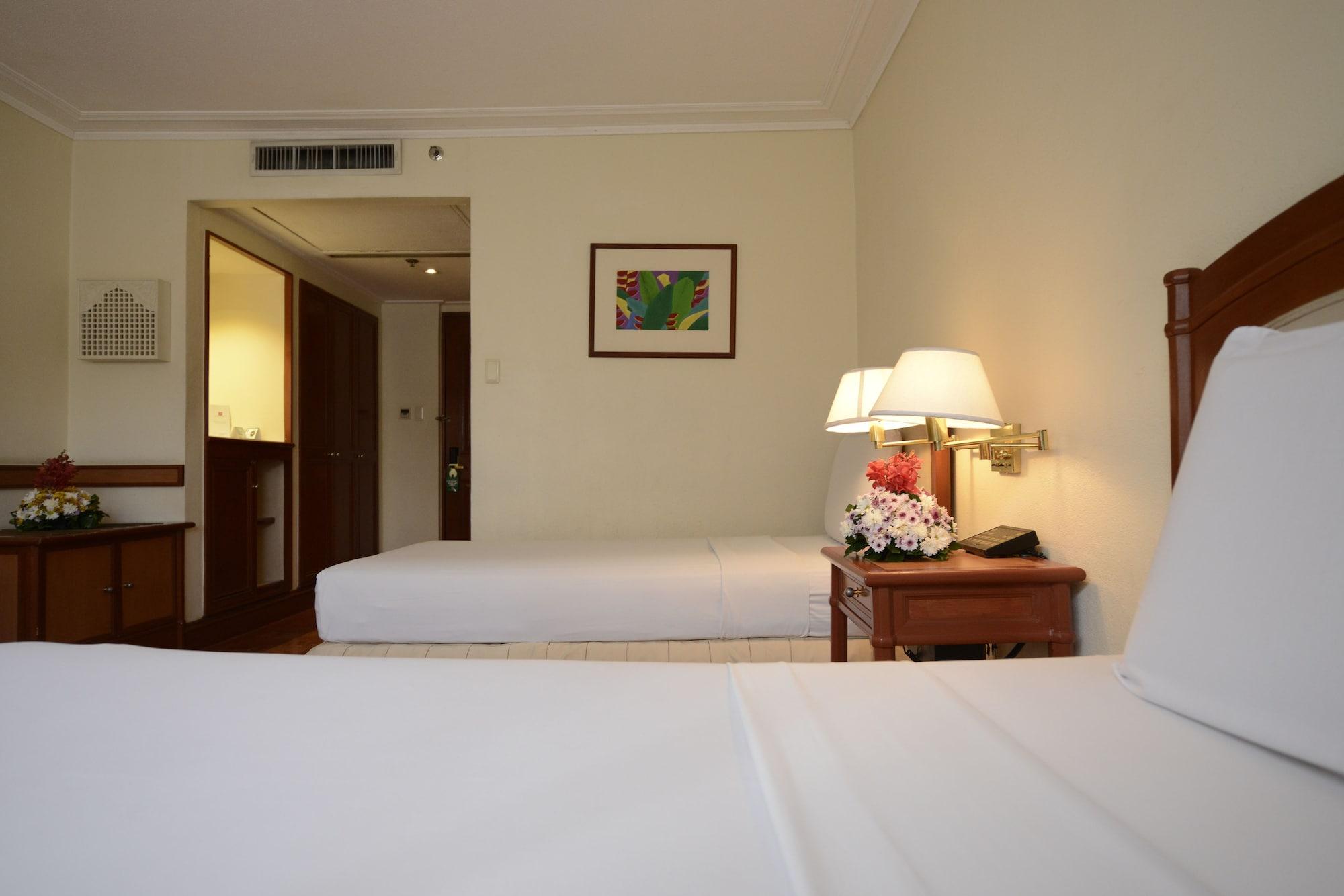 Grand Regal Hotel Davao City Dış mekan fotoğraf